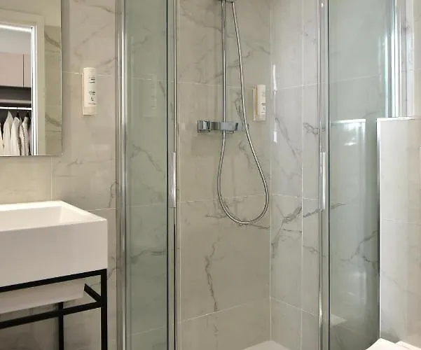 מלון Continental