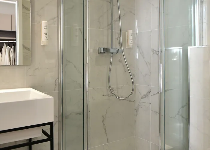 Continental בסטיה