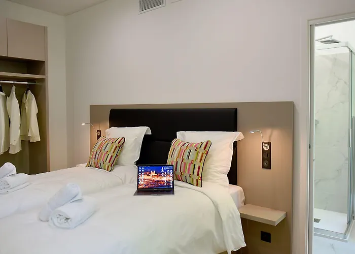 Continental 3*